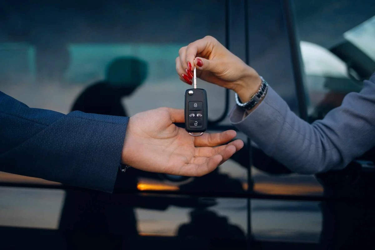 JUST YOUR CAR - Réserver une location de voitures flexible avec JUST YOUR CAR